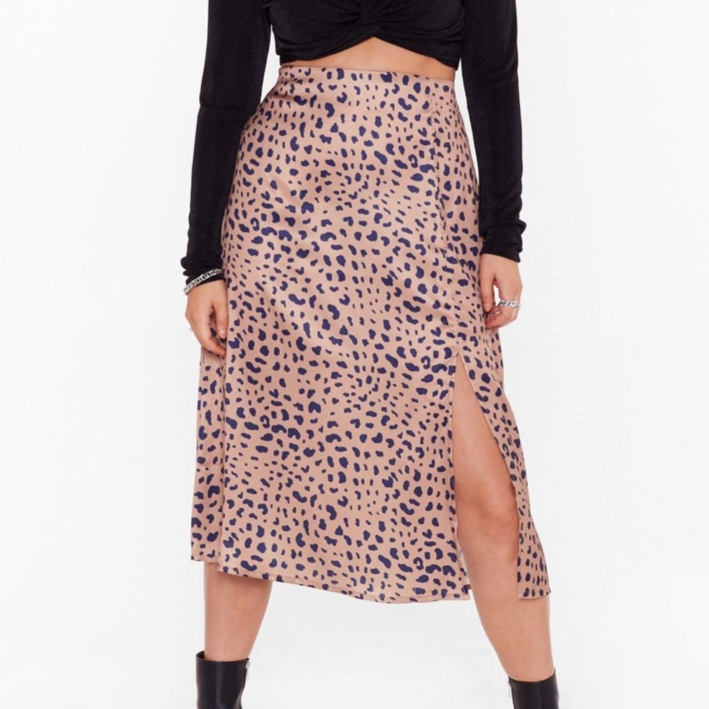 Leopard print skirt